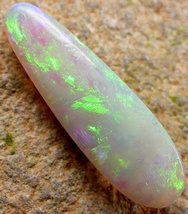 6.44 CTS PETES WHITE OPAL 55 PER CARAT [MAY40 ]