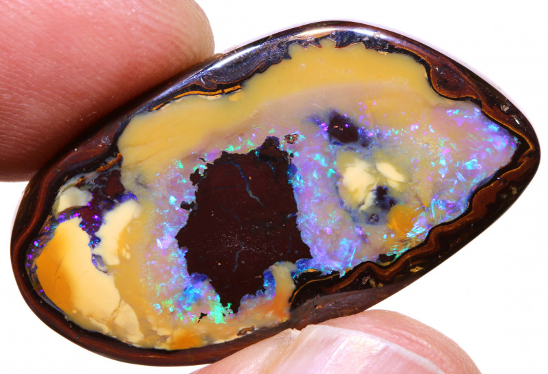 boulder opal yowah nut