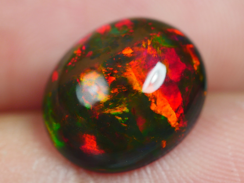 cabochon d'opale éthiopienne multicolore fumé