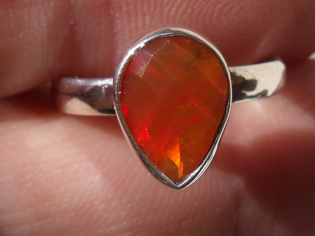 Bezel Set Faceted Opal Gem Silver Ring Sz 6 0