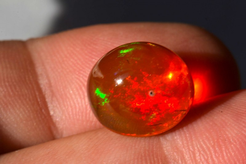 9.5ct MEXICAN FIRE OPAL FIERY CAB