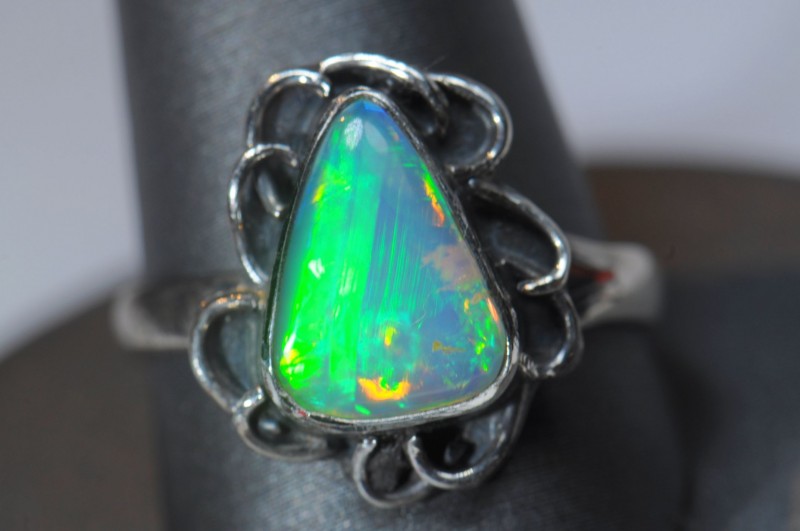 RING SOLID CRYSTAL OPAL HIGH QUALITY .925 STERLING