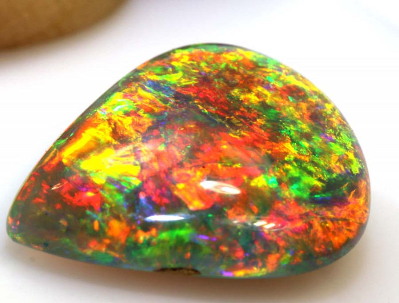 N4 - 5.51CTS QUALITY CRYSTAL OPAL GEM GRADE STONE INV-1482