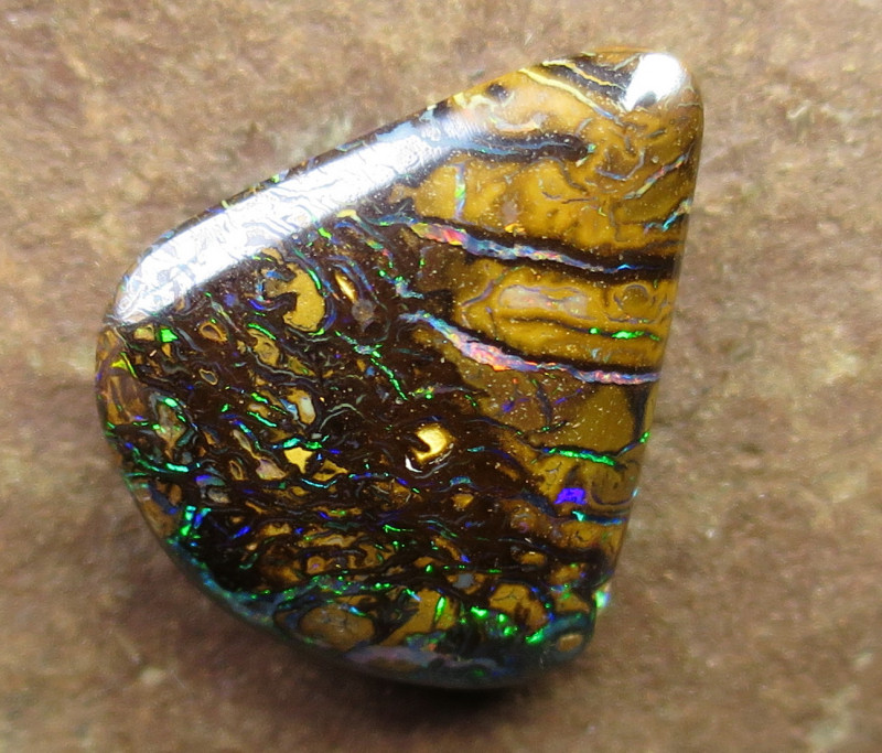 9cts, BOULDER MATRIX OPALQUALITY STONE