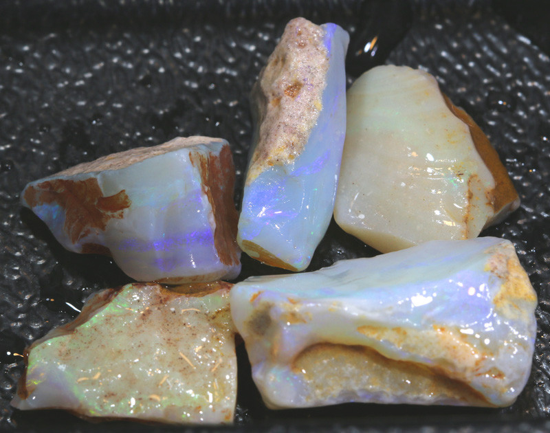 57.40CTS COOBER PEDY WHITE OPAL ROUGH PARCEL DTA11