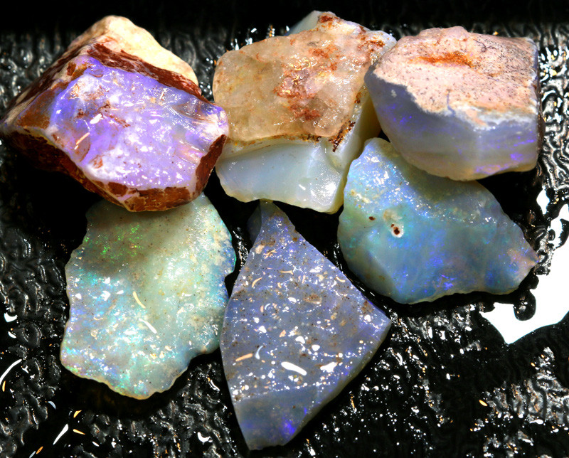 44.65CTS COOBER PEDY WHITE OPAL ROUGH PARCEL DTA20